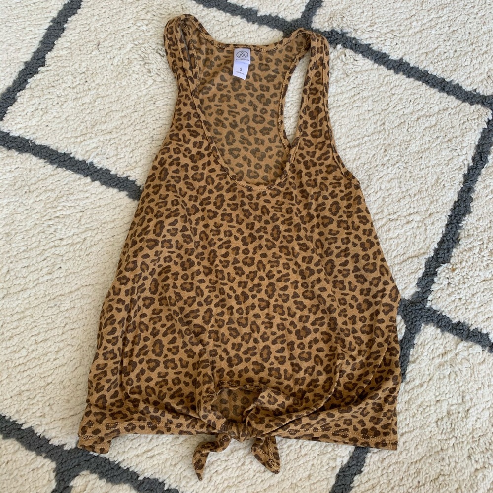 Alternative cheetah tank top